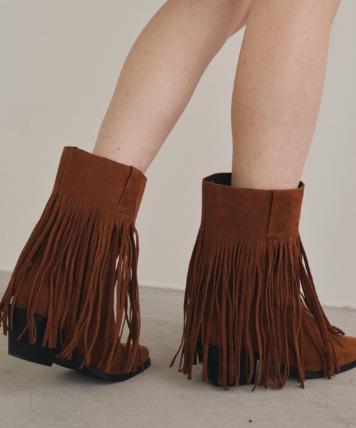 Unitage(ユニテージ)の「フェイクスウェードフリンジブーツ(ブーツ・レディース・レッド/ブラウン/ブラック・LARGE/MEDIUM)」の19枚目の写真