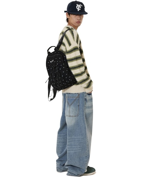 OY（オーワイ）の「『OY/オーワイ』4 STRING HEART DOT BACKPACK/ハートドット バックパック（バックパック/リュック・レディース・ブラック・FREE）」の4枚目の写真