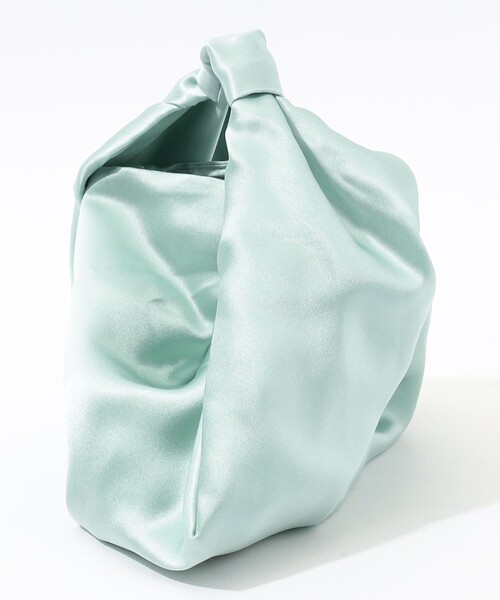 TOMORROWLAND (トゥモローランド)の「TENDRESSE STUDIO パラシュート バッグ(ハンドバッグ・レディース・ベージュ/ブラック/ライトブルー・FREE)」の6枚目の写真