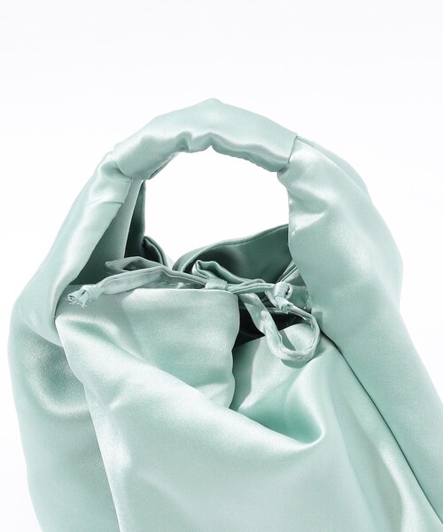 TOMORROWLAND (トゥモローランド)の「TENDRESSE STUDIO パラシュート バッグ(ハンドバッグ・レディース・ベージュ/ブラック/ライトブルー・FREE)」の9枚目の写真