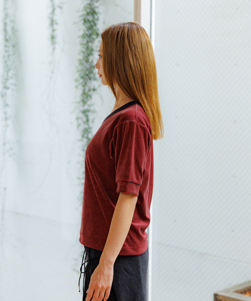 Rouge vif la cle（ルージュヴィフラクレ）の「【Le Melange/ル・メランジュ】ベロアボーダーTシャツ/#8541007/ボーダー/ベロア【WEB限定】（Tシャツ/カットソー・レディース・ブラウン/サックスブルー/レッド・フリー）」の15枚目の写真