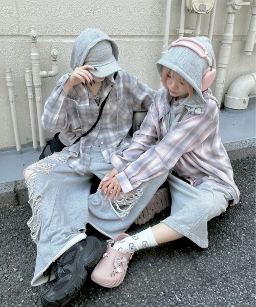 Never mind the XU / Chikashitsu+（ネバーマインド ザ エックスユー / チカシツプラス）の「【nmtc+】sweat hooded check shirts / 【エヌエムティーシープラス】フード付き長袖チェックシャツ（シャツ/ブラウス・メンズ・グレー/ピンク・ONE SIZE）」の13枚目の写真