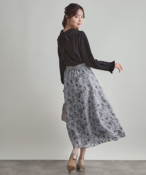 couture brooch(クチュールブローチ)の「【大人可愛い・通勤】ロールカラーバックリボンブラウス(シャツ/ブラウス・レディース・アイボリー/サンドベージュ/ブラック・40/38/42/36)」の18枚目の写真