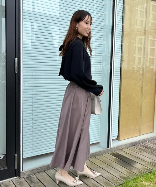 couture brooch(クチュールブローチ)の「【大人可愛い・通勤】ロールカラーバックリボンブラウス(シャツ/ブラウス・レディース・アイボリー/サンドベージュ/ブラック・40/38/42/36)」の6枚目の写真