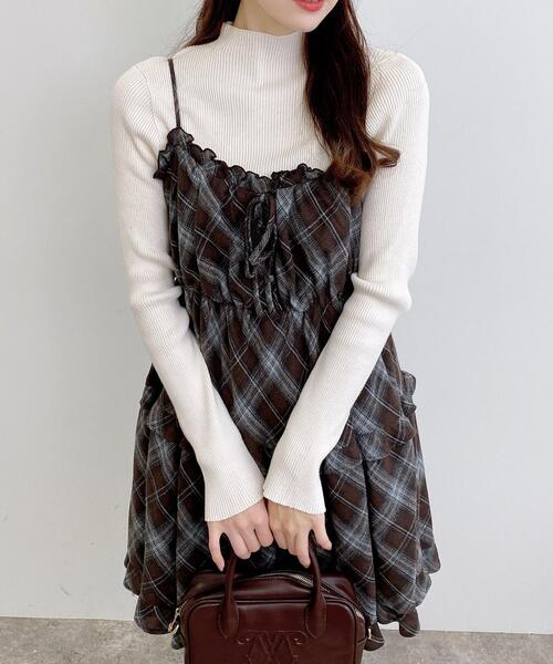 INGNI(イング)の「チェック柄ティアードキャミワンピース(ワンピース・レディース・ブラック系/ネイビー系2/ブラウン系その他2・M)」の9枚目の写真