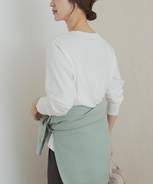 URBAN RESEARCH DOORS（アーバンリサーチドアーズ）の「ロゴプリント＋刺しゅうロングTシャツ（Tシャツ/カットソー・レディース・ベージュ/オフホワイト/ホワイト系その他・MEDIUM）」の15枚目の写真