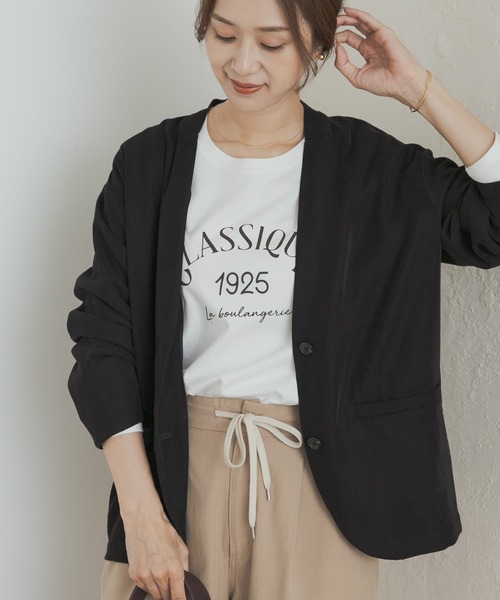 URBAN RESEARCH DOORS（アーバンリサーチドアーズ）の「ロゴプリント＋刺しゅうロングTシャツ（Tシャツ/カットソー・レディース・ベージュ/オフホワイト/ホワイト系その他・MEDIUM）」の4枚目の写真