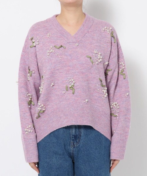 mysty woman（ミスティウーマン）の「フラワービジューニット 588942（ニット/セーター・レディース・パープル/グレー/ブラック・FREE）」の9枚目の写真