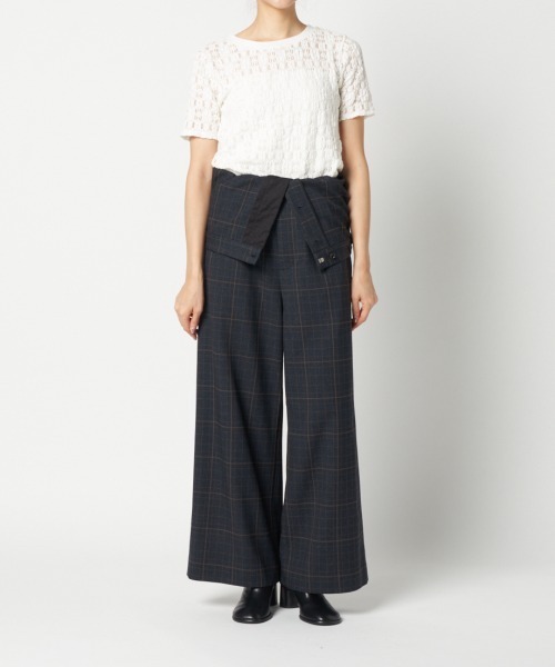 HELIOPOLE（エリオポール）の「JUMP SUITS(BARE TOP)（その他パンツ・レディース・ベージュ/ネイビー・36/38）」の6枚目の写真