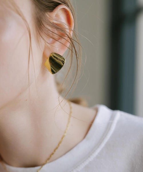 Ops.（オプス）の「ピアス ゴールド シルバー925 フープピアス 金属アレルギー対応 【Mirava ミラヴァ】（ピアス（両耳用）・レディース・ゴールド/シルバー・ONE SIZE）」の2枚目の写真