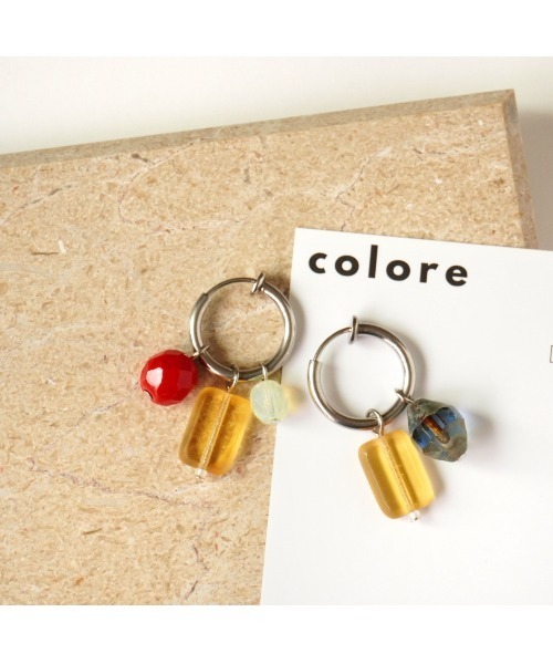tone(トーン)の「【colore】チェコビーズの2wayフープイヤリング(MA)(イヤリング・レディース・マルチ・FREE)」の3枚目の写真