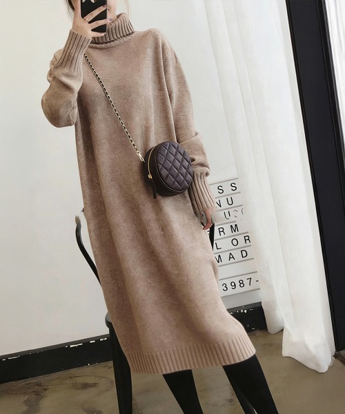 Miniministore(ミニミニストア)の「ハイネックニットワンピースゆったり秋冬服(ワンピース・レディース・ブラック/オフホワイト/ダークグレー/モカ・FREE)」の4枚目の写真