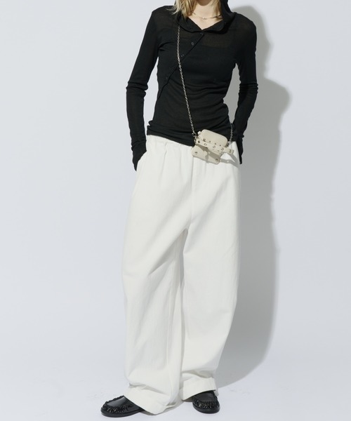 HANNE（アン）の「コットンロールアップカーブパンツ（その他パンツ・レディース・ベージュ/ネイビー/ホワイト/ブラック・S/M）」の2枚目の写真