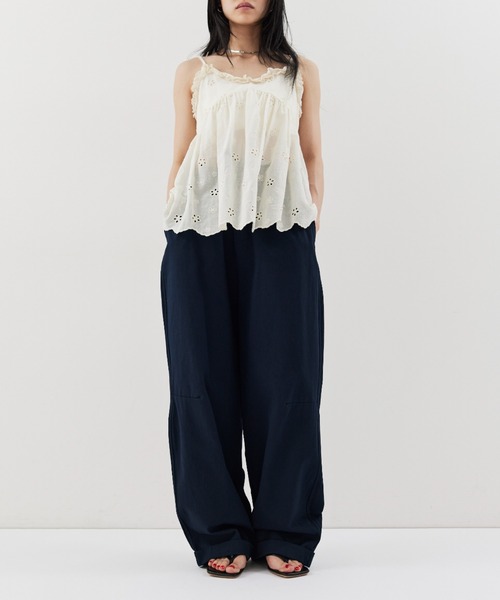 HANNE(アン)の「コットンロールアップカーブパンツ(その他パンツ・レディース・ベージュ/ネイビー/ホワイト/ブラック/ライトベージュ・S/M)」の21枚目の写真