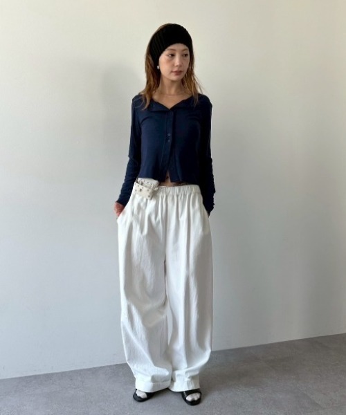 HANNE（アン）の「コットンロールアップカーブパンツ（その他パンツ・レディース・ベージュ/ネイビー/ホワイト/ブラック・S/M）」の12枚目の写真