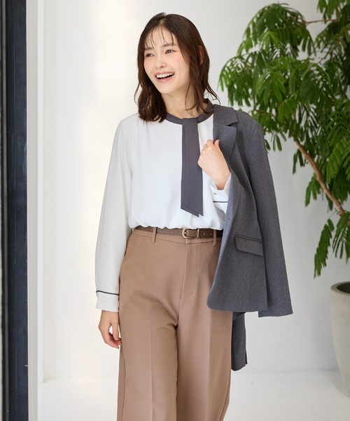 Honeys(ハニーズ)の「【ハニぽか】あったか裏地配色ボウタイブラウス(シャツ/ブラウス・レディース・アイボリー/グレイッシュベージュ/チャコール/ミント・L/LL/M/S/3L)」の7枚目の写真