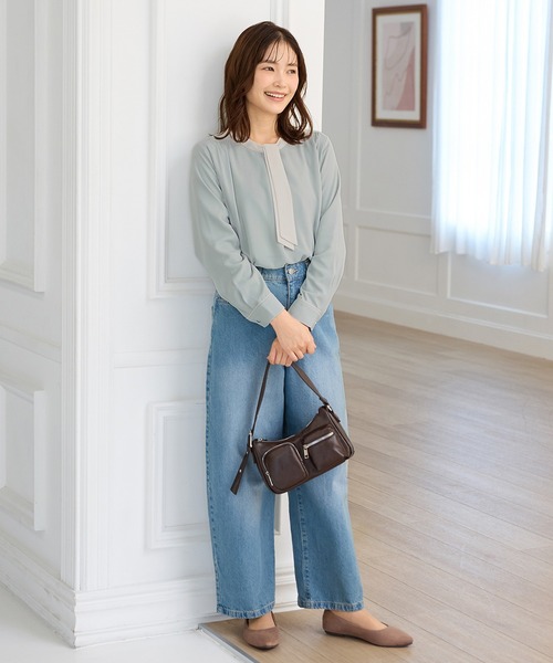 Honeys(ハニーズ)の「【ハニぽか】あったか裏地配色ボウタイブラウス(シャツ/ブラウス・レディース・アイボリー/グレイッシュベージュ/チャコール/ミント・L/LL/M/S/3L)」の16枚目の写真