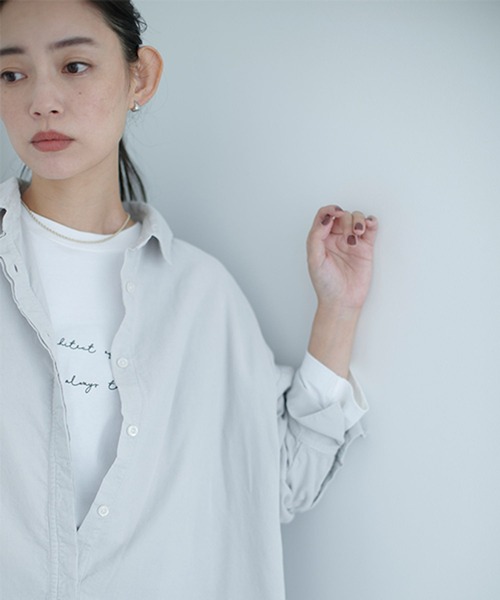 studio CLIP（スタディオクリップ）の「《natural by clip》製品染めシャツコールチュニック（その他トップス・レディース・ブルー/ライトグレー/スモーク・FREE）」の5枚目の写真