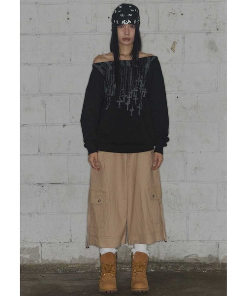 FANCY CLUB（ファンシークラブ）の「A'GEM/9 × .kom 『FANCY CLUB/ファンシークラブ』NECKLISS ONE-SHOULDER SWEATSHIRT/ワンショルダースウェットシャツ（スウェット・レディース・グレー/ブラック/レッド・FREE）」の10枚目の写真