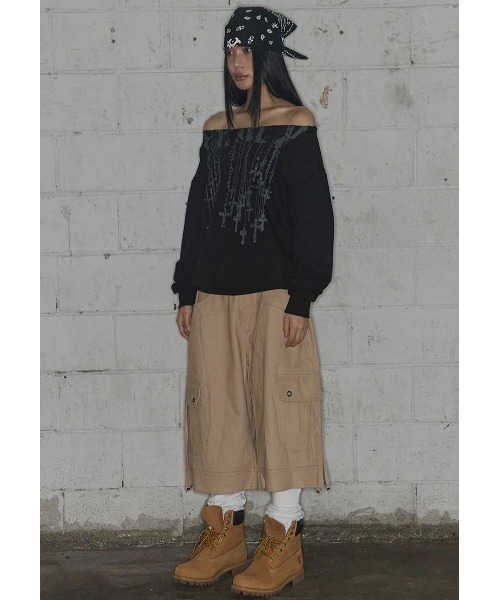 FANCY CLUB（ファンシークラブ）の「A'GEM/9 × .kom 『FANCY CLUB/ファンシークラブ』NECKLISS ONE-SHOULDER SWEATSHIRT/ワンショルダースウェットシャツ（スウェット・レディース・グレー/ブラック/レッド・FREE）」の11枚目の写真