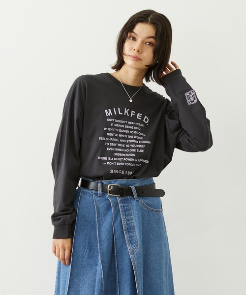 MILKFED.(ミルクフェド)の「LETTER GRAPHIC L/S TEE(Tシャツ/カットソー・レディース・オフホワイト/ライトピンク/チャコール・L/M)」の3枚目の写真