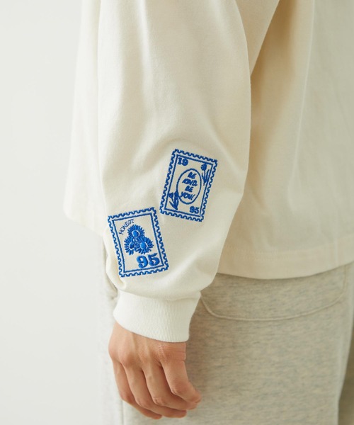 MILKFED.(ミルクフェド)の「LETTER GRAPHIC L/S TEE(Tシャツ/カットソー・レディース・オフホワイト/ライトピンク/チャコール・L/M)」の21枚目の写真