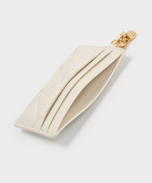 CHARLES & KEITH（チャールズ & キース）の「Arrietty アリエッティ キルトボウハートチャーム カードホルダー（カードケース・レディース・ライトピンク/ブラック/クリーム・XXS）」の6枚目の写真