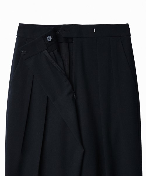 MUSINSA STANDARD WOMAN（ムシンサスタンダードウーマン）の「レディース軽量バギーラップスラックス[ブラック]（スラックス・レディース・その他・30/24/25/26/27/28/29）」の3枚目の写真