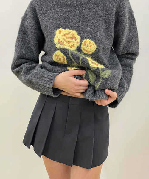 SINOON（シヌーン）の「Low-Waist Pleated Mini Skirt (Grey)（スカート・レディース・グレー・SMALL/MEDIUM）」の2枚目の写真