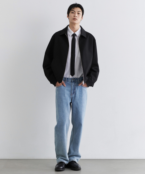 MUSINSA STANDARD(ムシンサスタンダード)の「ストレートデニムパンツ【ライトインディゴ】(デニムパンツ・メンズ・その他・40/38/42/36/34/32/30/31/33/26/27/28/29)」の1枚目の写真