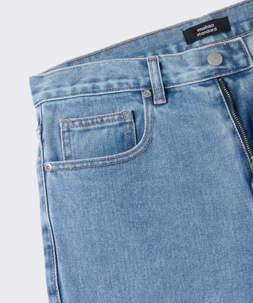 MUSINSA STANDARD(ムシンサスタンダード)の「ストレートデニムパンツ【ライトインディゴ】(デニムパンツ・メンズ・その他・40/38/42/36/34/32/30/31/33/26/27/28/29)」の8枚目の写真