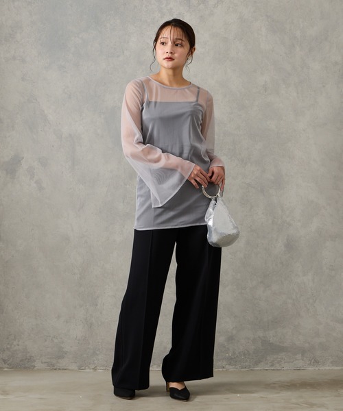 AIMER（エメ）の「高密度チュールスリットスリーブブラウス（シャツ/ブラウス・レディース・グレイッシュベージュ/ブラック/グレー・MEDIUM）」の6枚目の写真