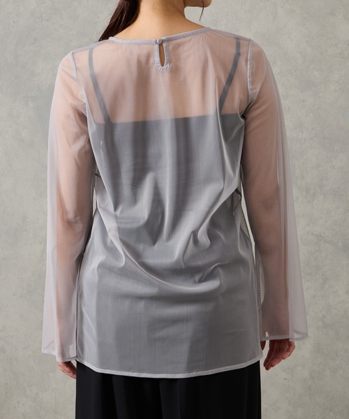 AIMER（エメ）の「高密度チュールスリットスリーブブラウス（シャツ/ブラウス・レディース・グレイッシュベージュ/ブラック/グレー・MEDIUM）」の14枚目の写真
