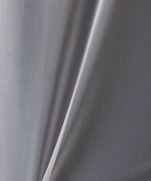 AIMER（エメ）の「高密度チュールスリットスリーブブラウス（シャツ/ブラウス・レディース・グレイッシュベージュ/ブラック/グレー・MEDIUM）」の19枚目の写真