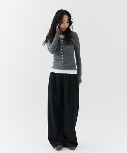 NUJOH(ヌゾ)の「Layered Rib Henley Tee / レイヤードリブヘンリーティー(Tシャツ/カットソー・レディース・グレー/チャコールグレー/ブラック・FREE)」の9枚目の写真