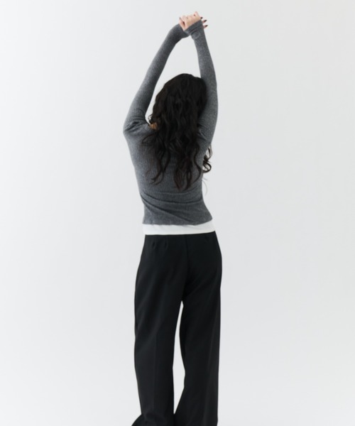 NUJOH(ヌゾ)の「Layered Rib Henley Tee / レイヤードリブヘンリーティー(Tシャツ/カットソー・レディース・グレー/チャコールグレー/ブラック・FREE)」の10枚目の写真