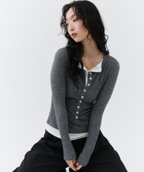 NUJOH(ヌゾ)の「Layered Rib Henley Tee / レイヤードリブヘンリーティー(Tシャツ/カットソー・レディース・グレー/チャコールグレー/ブラック・FREE)」の15枚目の写真