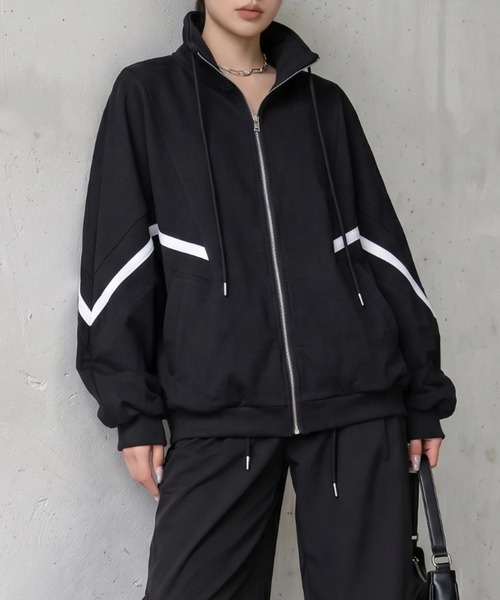 cammie（キャミー）の「ラインデザインオーバーサイズジャケット（その他アウター・レディース・レッド/ブラック・M/L）」の17枚目の写真