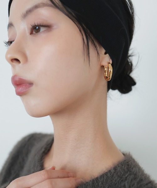 LIAN（リアン）の「ニュアンスフープピアス（ピアス（両耳用）・レディース・ゴールド/シルバー・FREE）」の5枚目の写真