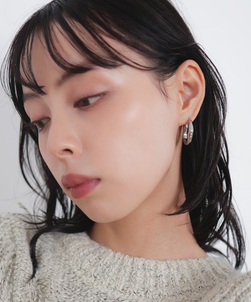 LIAN（リアン）の「ニュアンスフープピアス（ピアス（両耳用）・レディース・ゴールド/シルバー・FREE）」の8枚目の写真