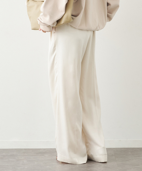 Deuxieme Classe（ドゥーズィエムクラス）の「*CUPRA TUCK パンツ（スラックス・レディース・ホワイト・34/36/38）」の3枚目の写真