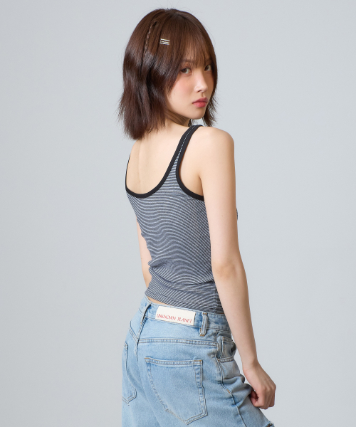 UNKNOWN PLANET(アンノウンプラネット)の「ストライプノースリーブトップスブラック(Tシャツ/カットソー・レディース・その他・FREE)」の4枚目の写真