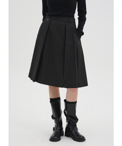 MICANE(ミケーネ)の「ジョビ ピンタック ミディスカート(スカート・レディース・チャコール/ブラック・X-SMALL/SMALL/MEDIUM/LARGE/X-LARGE/XX-LARGE)」の3枚目の写真