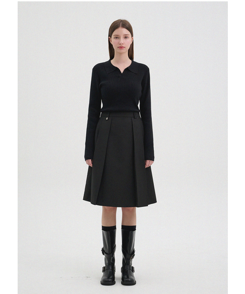 MICANE(ミケーネ)の「ジョビ ピンタック ミディスカート(スカート・レディース・チャコール/ブラック・X-SMALL/SMALL/MEDIUM/LARGE/X-LARGE/XX-LARGE)」の5枚目の写真