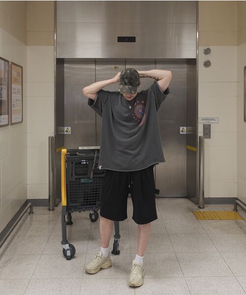 A NOTHING(アナッシング)の「ペイズリープリントカットアウト1/2Tシャツ(チャコール)(Tシャツ/カットソー・レディース・その他・MEDIUM/LARGE)」の18枚目の写真
