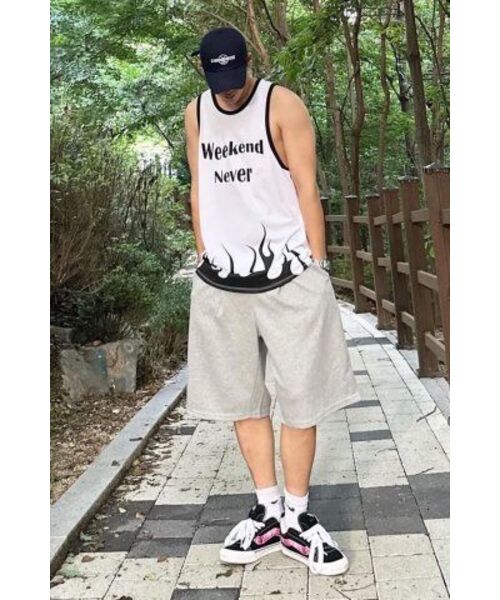 CHAMBROS（チャンブロス）の「ポイントロゴエンボスワンタックスウェットショートパンツバミューダパンツ[グレー]（その他パンツ・レディース・その他・MEDIUM/LARGE/X-LARGE）」の16枚目の写真