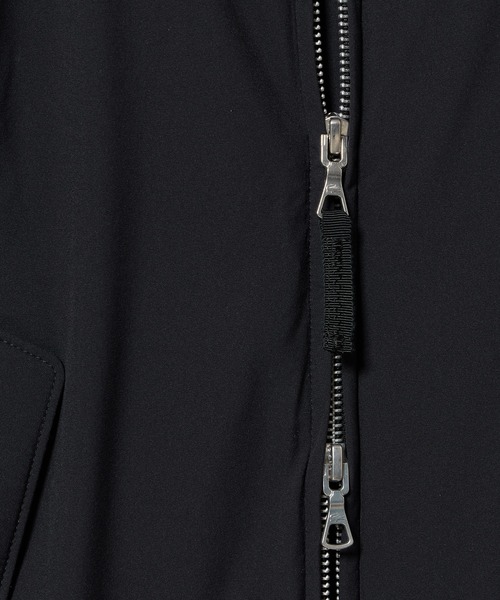 LACOSTE（ラコステ）の「撥水ストレッチ MA-1ダウンコート（ダウンジャケット/コート・レディース・ダークブラウン/ブラック・36/34/38/40）」の11枚目の写真