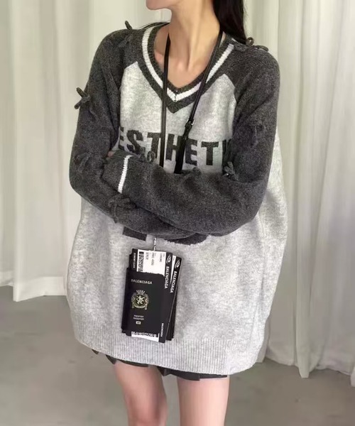 AsheKsha(アシクシャ)の「アメリカンスタイルの蝶結びニットセーター(ニット/セーター・レディース・ブラック/グレー・M)」の15枚目の写真