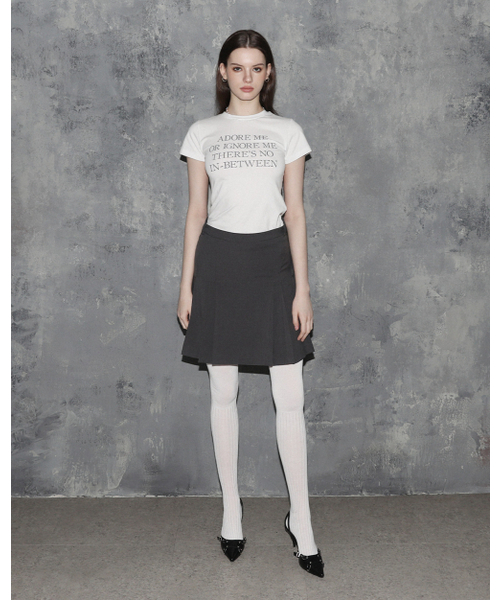 MAGORENSEOUL(マゴレンソウル)の「ADORE ME スリムフィットTシャツ ホワイト(Tシャツ/カットソー・レディース・その他・FREE)」の4枚目の写真