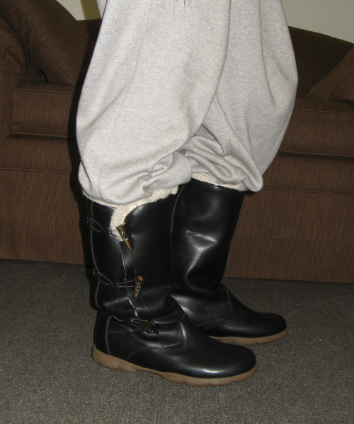 FOGGY MOODY(ポギムディ)の「Mist 0035. Toggle Button Fur Boots - 2colors(ブーツ・レディース・ブラック/Beige・22.5cm/23cm/23.5cm/24cm/24.5cm/25cm)」の5枚目の写真